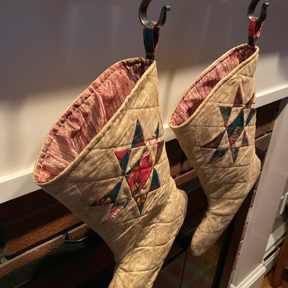 Pair of quilted Christmas stockings - Picture 9 of 9